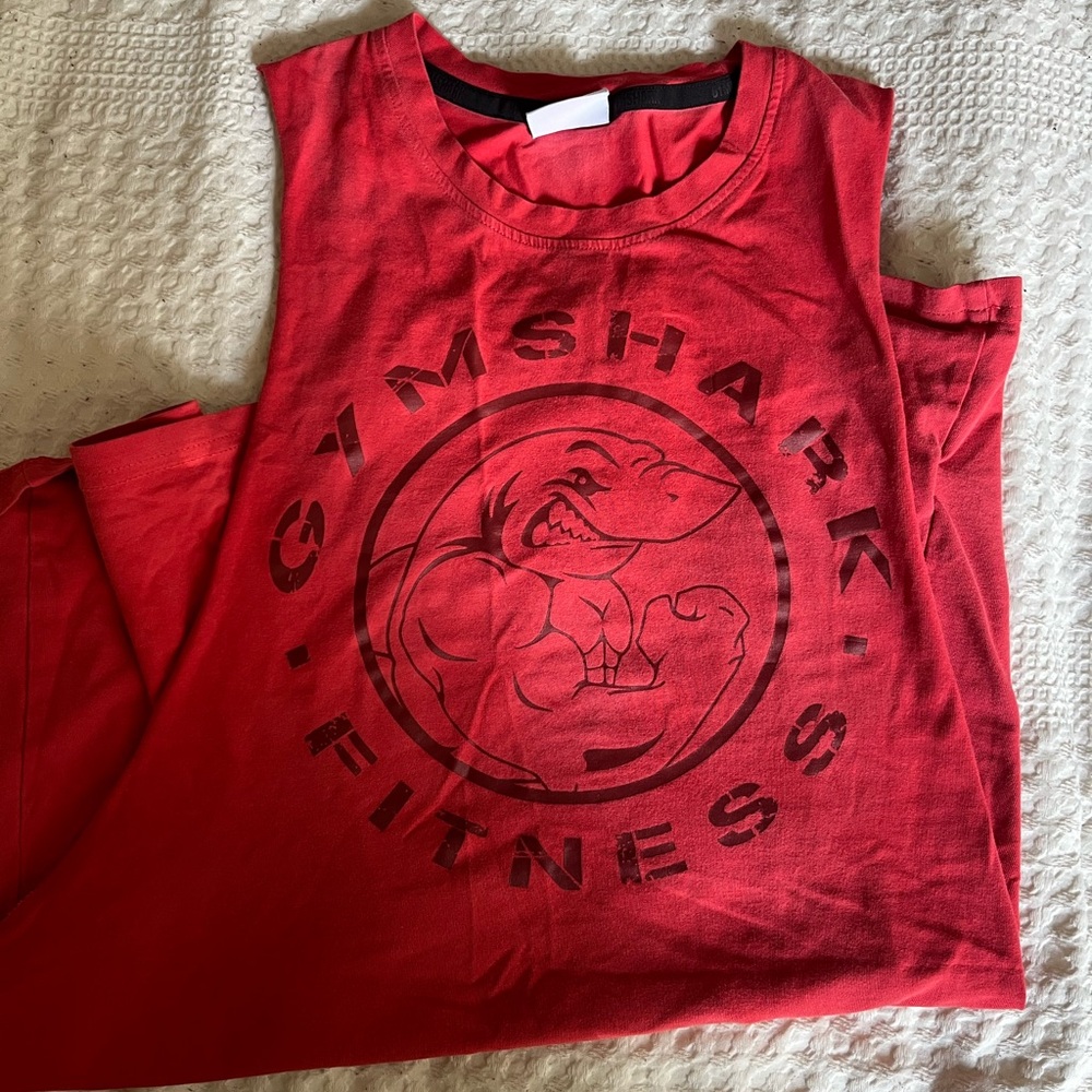DELETING TMRW red gymshark drop arm tank